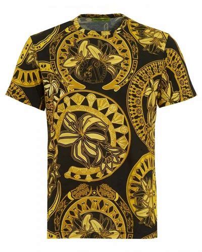 men's versace t shirt price in india